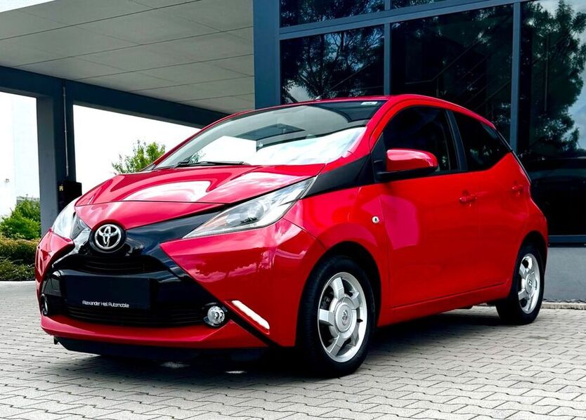 Aygo (X)