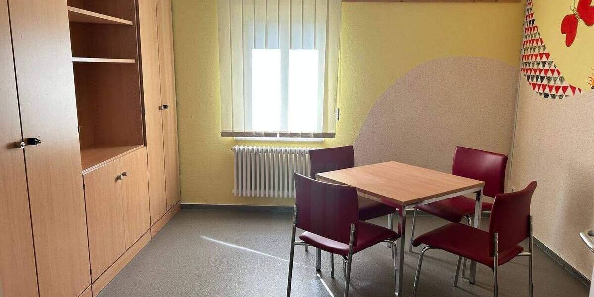 Gewerbeobjekt Riesa Gröba - 1 Zimmer, 425 m&sup2;, 380.000&euro; | Angebot:26852245
