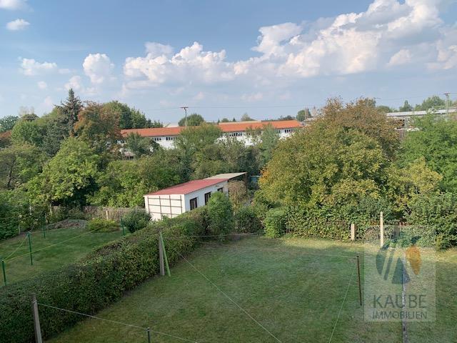 Möbel rein - Wohlfühlen garantiert - frisch renov. 2-R-Whg. mit Balkon in Stadtzentrums- u.Stadtparknähe zu vermieten 2 zimmer