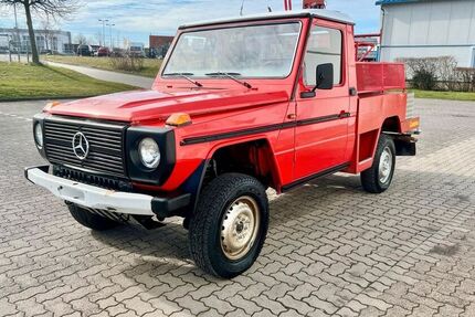 Mercedes G 230