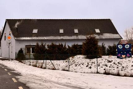 Haus Bismark (Altmark) - 9 Zimmer, 210 m&sup2;, 180.000&euro; | Angebot:24982832