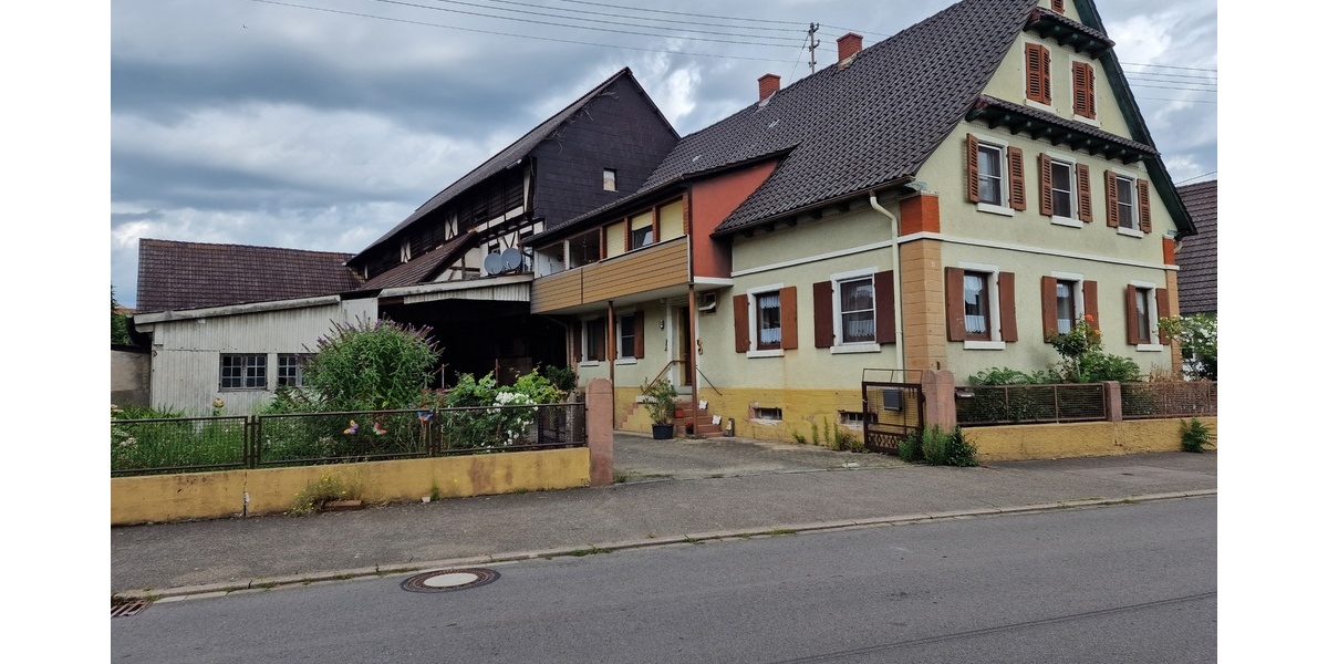 Ländliches Wohnen mit einem Hauch von Geschichte wird möglich 8 zimmer