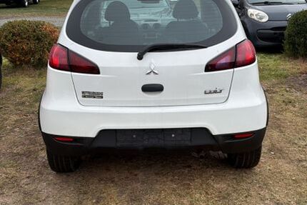 Mitsubishi Colt 125.000 km 2.899 &euro; Rendsburg 24768