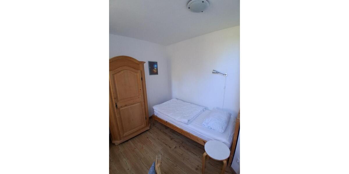 Dachgeschoßwohnung Cottbus - 3 Zimmer, 65 m&sup2;, 902&euro; | Angebot:26329422