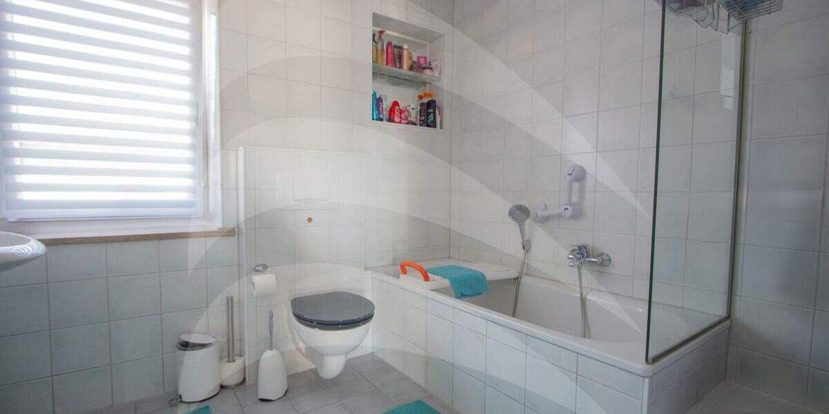 Doppelhaushälfte Landshut Industriegebiet - 7 Zimmer, 168 m&sup2;, 699.800&euro; | Angebot:23947076