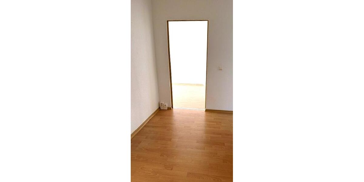 Etagenwohnung Bernsdorf - 3 Zimmer, 60 m&sup2;, 320&euro; | Angebot:26717529