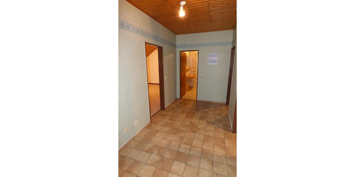 Dachgeschoßwohnung Dinklage - 3 Zimmer, 65 m&sup2;, 460&euro; | Angebot:25333436