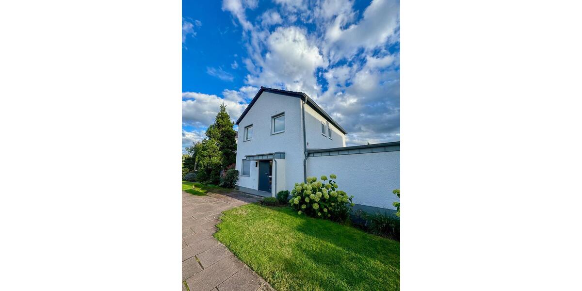 Reihenhaus Voerde (Niederrhein) - 4.5 Zimmer, 130 m&sup2;, 1.500&euro; | Angebot:24833347