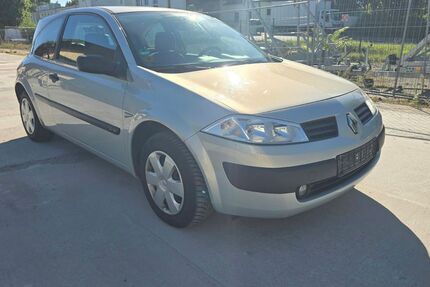 Renault Megane 63.100 km 3.090 &euro; Leipzig - Ost 04328