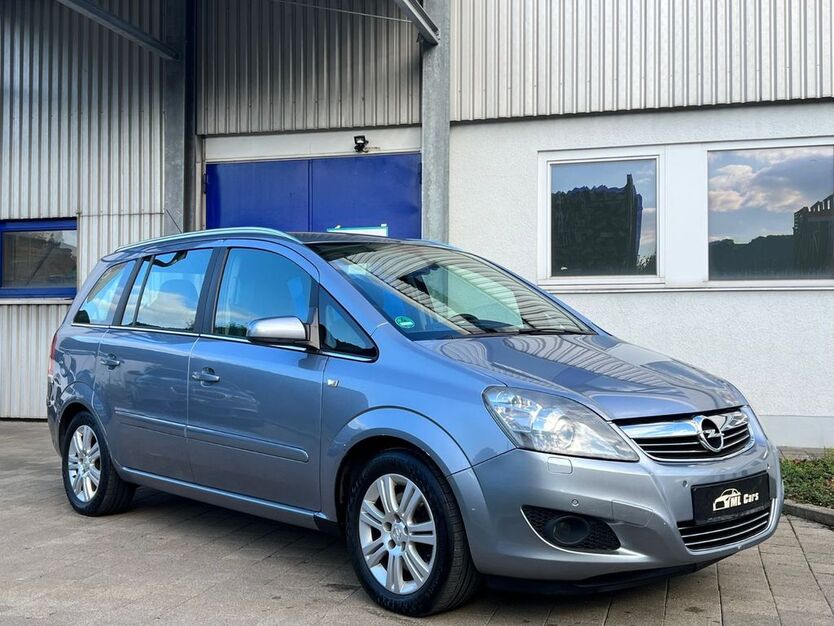Opel Zafira 212.000 km 2.990 € Lichtenstein Unterhausen 72805