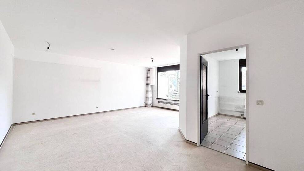 15 Min. in die Innenstadt, 280 € HG! TraumWohnung auf 81 m2, 3 Z., Süd-Balkon + XL-Garage uvm.