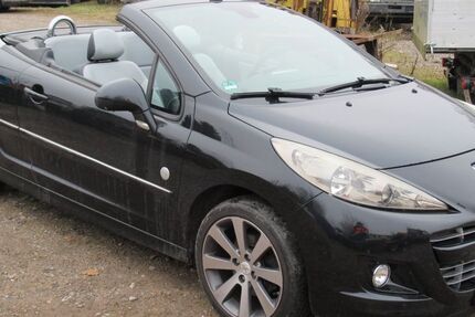 Peugeot 207 90.000 km 3.650 &euro; Eisfeld 98673