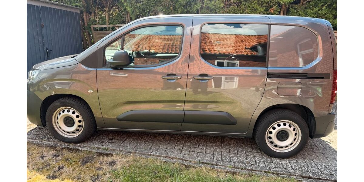 Citroen Berlingo 92.745 km 13.500 &euro; Hoya 27318