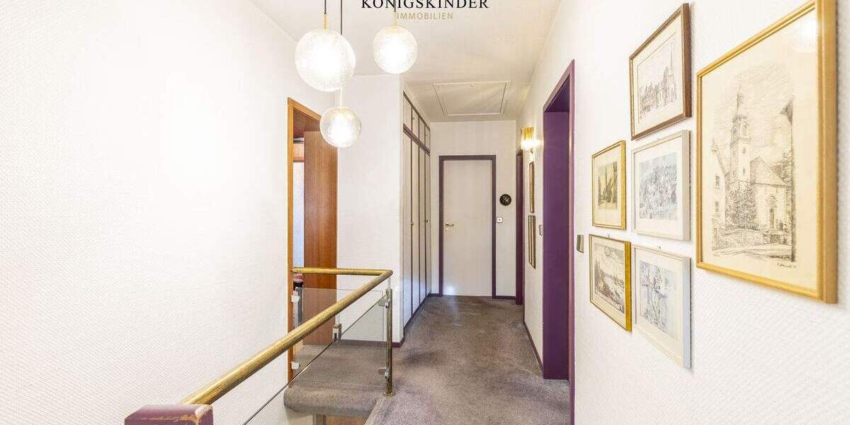 Einfamilienhaus Wernau - 8 Zimmer, 255 m&sup2;, 790.000&euro; | Angebot:25210817