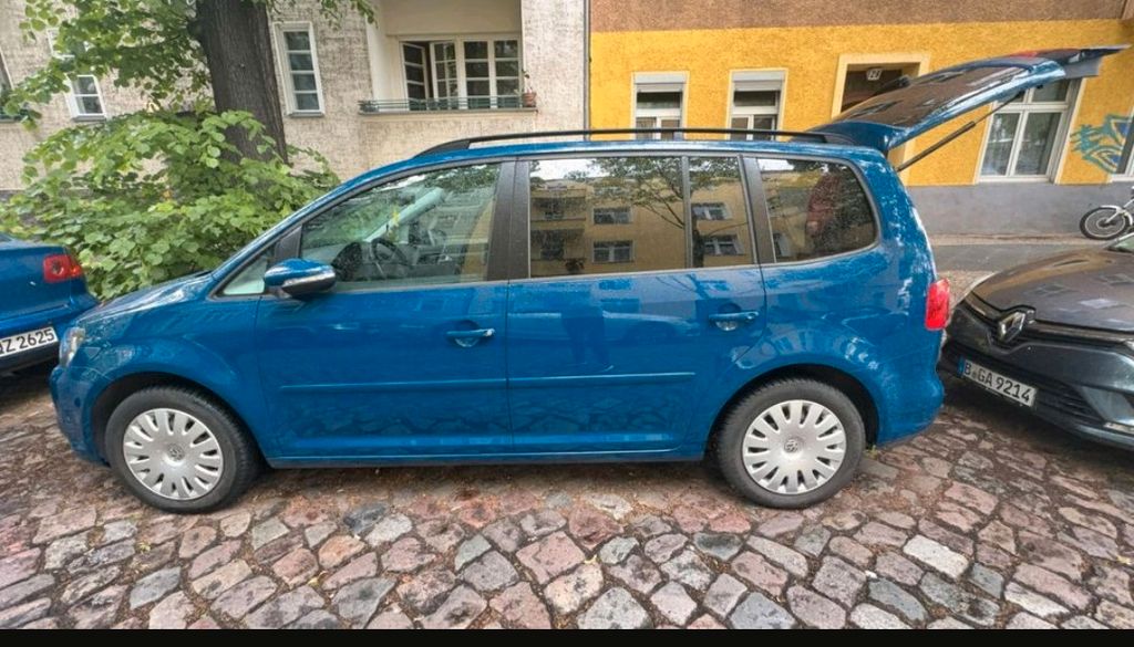 VW Touran 200.000 km 5.600 &euro; Berlin 13409