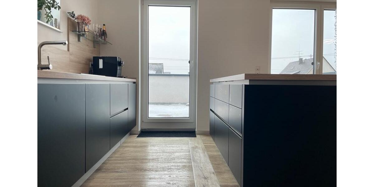 Einfamilienhaus Urmitz - 3 Zimmer, 109 m&sup2;, 1.499&euro; | Angebot:24788062