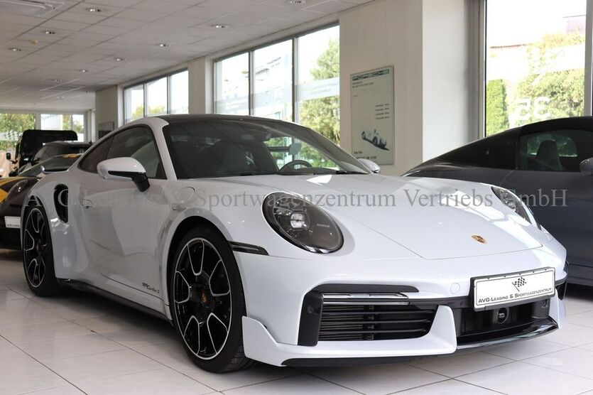 Porsche 992 4.120 km 269.800 € Starnberg am See, bei München 82319