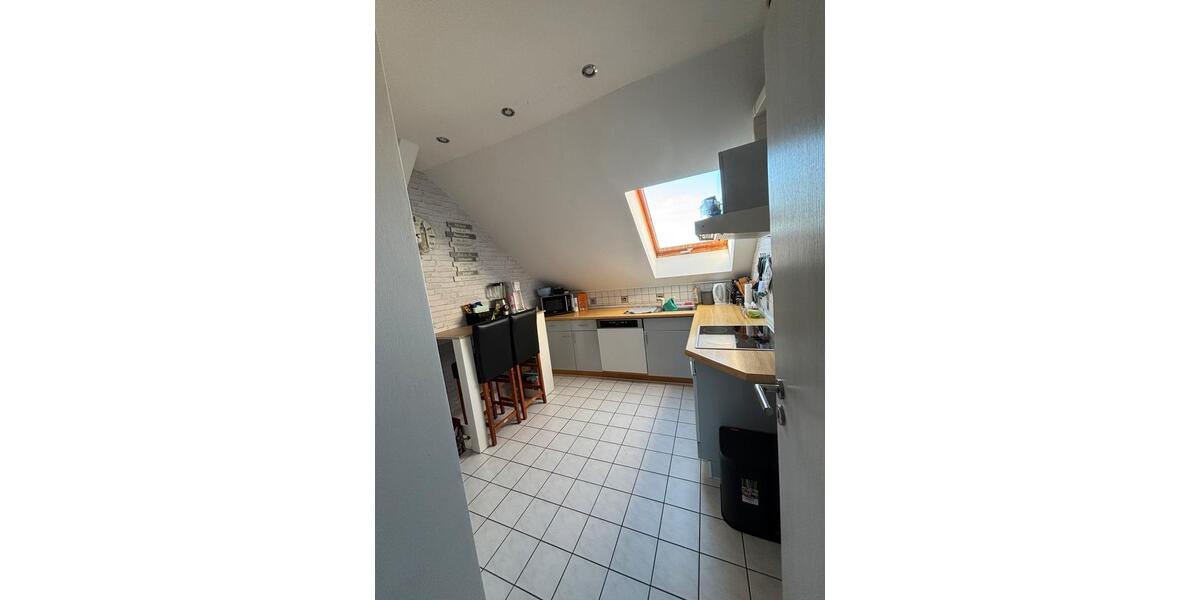 Dachgeschoßwohnung Stendal - 2 Zimmer, 64 m&sup2;, 600&euro; | Angebot:26037455