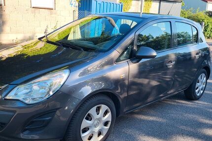 Opel Corsa 180.000 km 2.700 &euro; Sailauf 63877