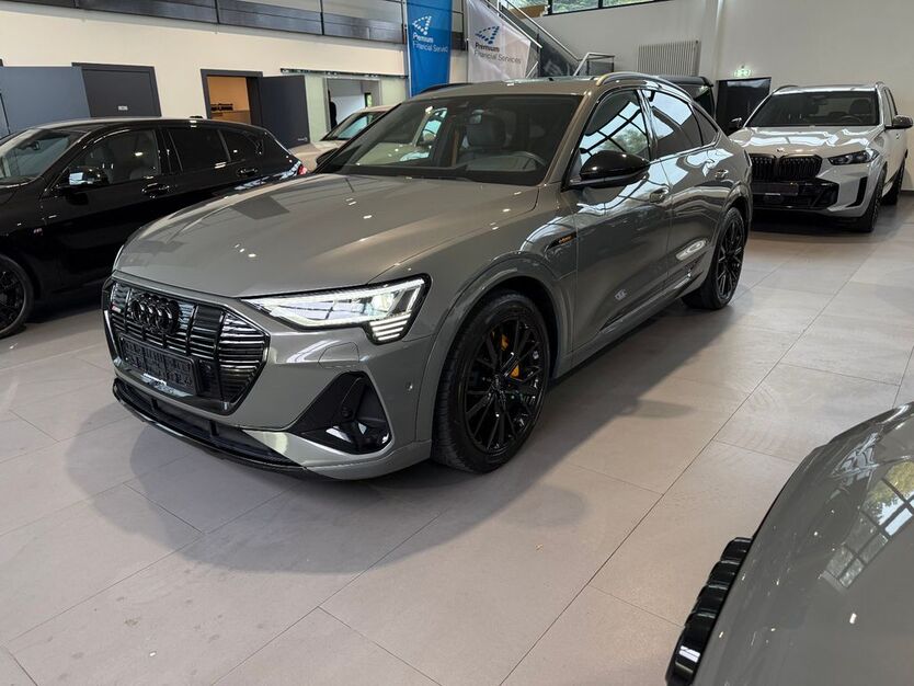 Audi e-tron 27.691 km 45.999 € Tornesch 25436