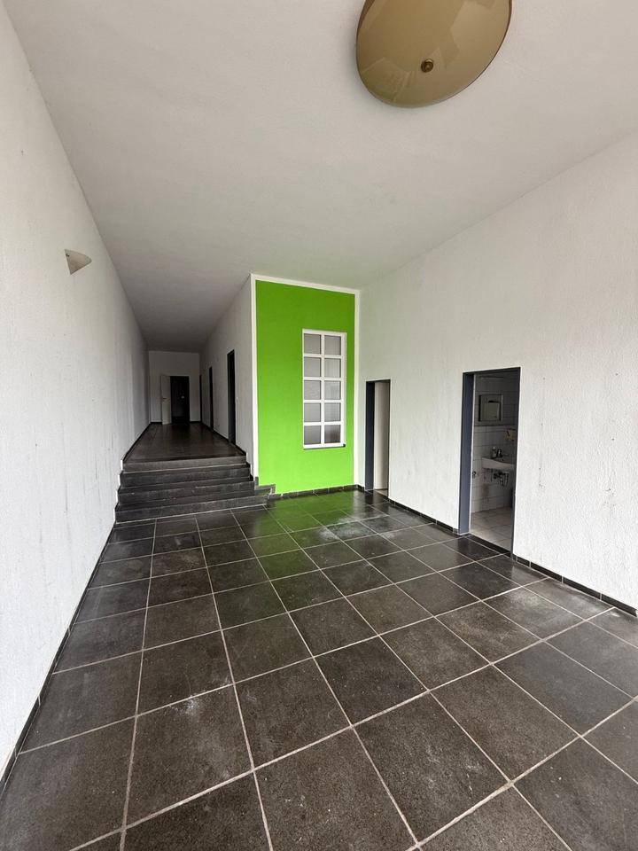 150 qm großes saniertes Büro in Machern zur Vermietung!