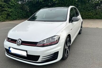 VW Golf 165.000 km 17.000 &euro; Auerbach 08209