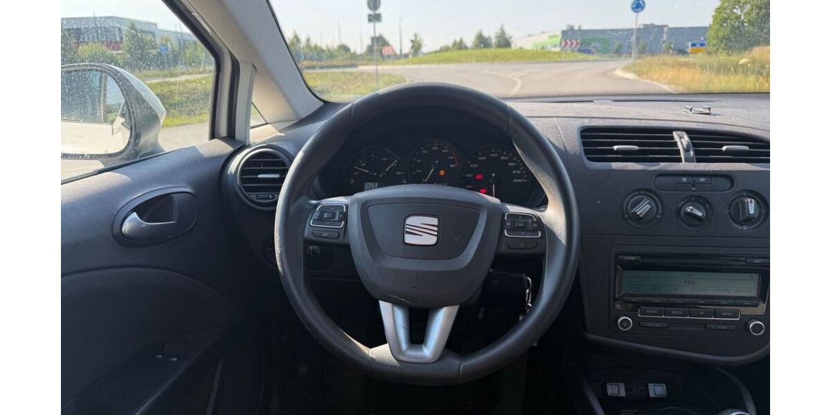 Seat Leon 200.156 km 2.300 &euro; Lautertal Schannenbach 64686