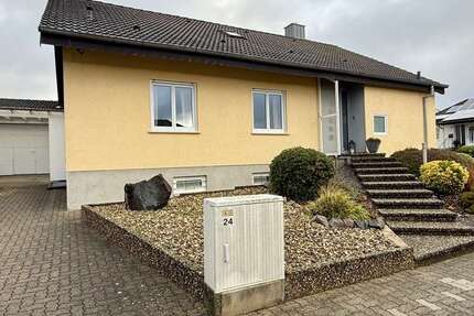 Haus Herxheim - 7 Zimmer, 206 m&sup2;, 599.000&euro; | Angebot:25258487