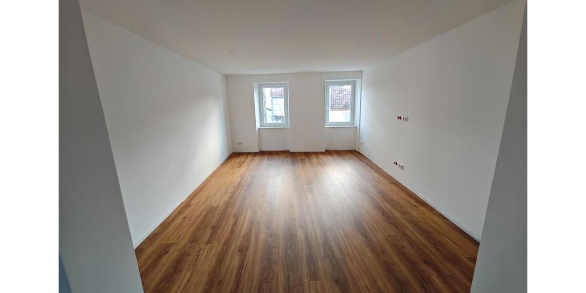 Etagenwohnung Hammelburg - 3 Zimmer, 111 m&sup2;, 1.350&euro; | Angebot:25641088