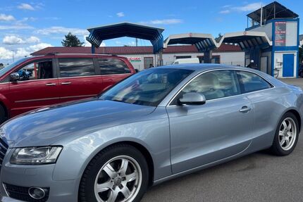 Audi A5 97.000 km 10.500 &euro; München 81927