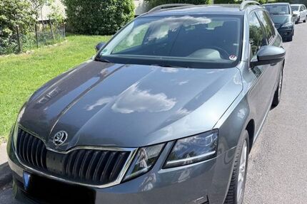 Skoda Octavia 92.553 km 14.399 &euro; Hamburg 22417
