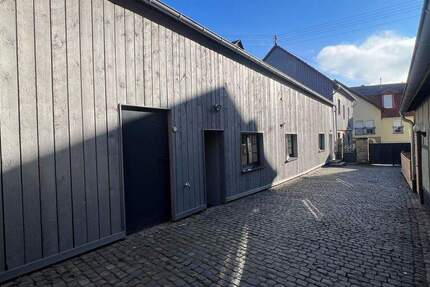 Zimmer Nußbaum - 3 Zimmer, 85 m&sup2;, 950&euro; | Angebot:25683777