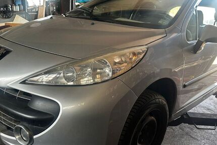 Peugeot 207 77.000 km 1.290 € Jena 07751