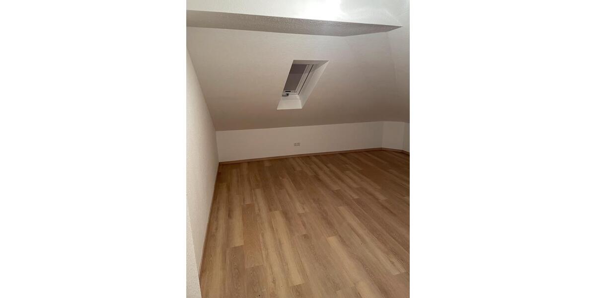 Maisonettenwohnung Würzburg Dürrbachau - 3 Zimmer, 67 m&sup2;, 980&euro; | Angebot:26407129
