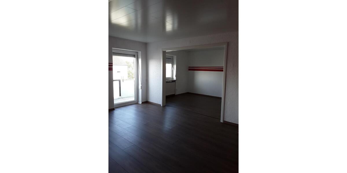 Etagenwohnung Gunzenhausen - 3 Zimmer, 81 m&sup2;, 175.000&euro; | Angebot:25364546