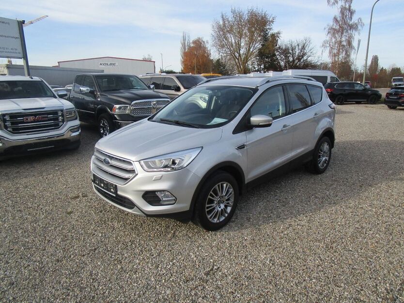 Ford Kuga 135.500 km 10.899 € Thannhausen 86470