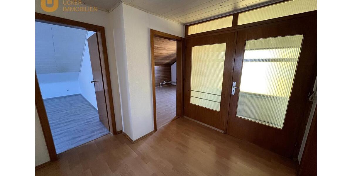 Dachgeschoßwohnung Rodgau - 3 Zimmer, 78 m&sup2;, 600&euro; | Angebot:24858542