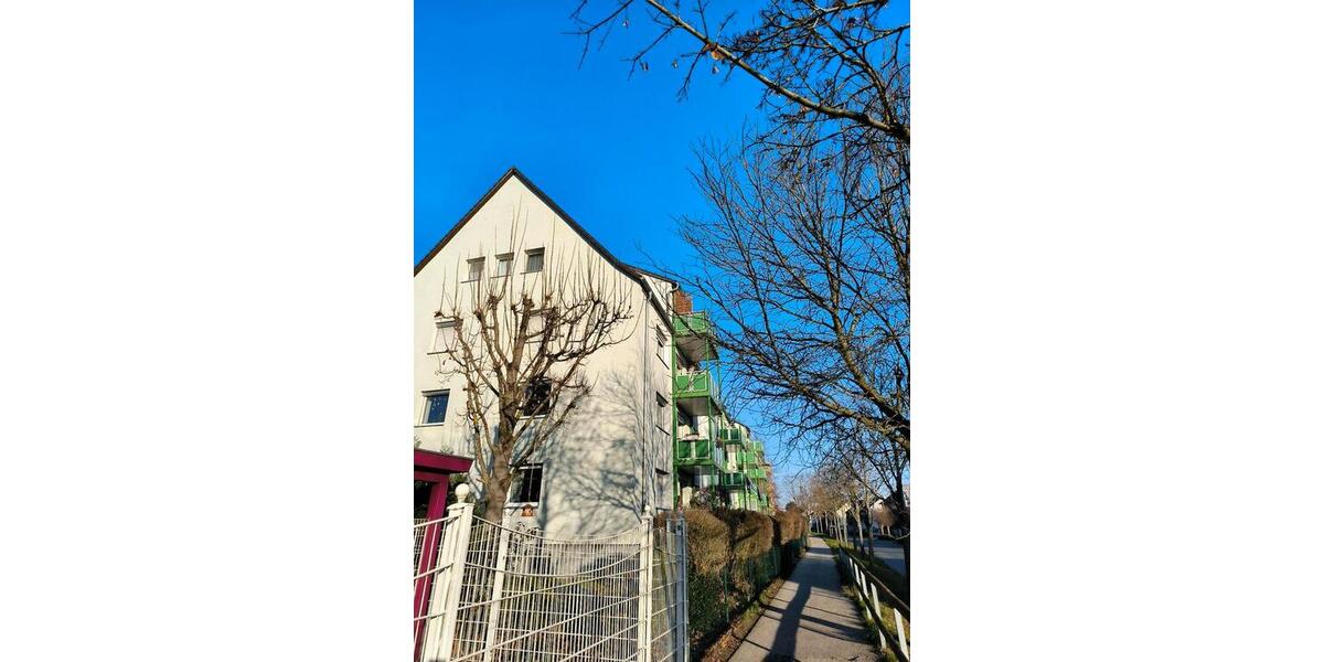 Wohnung zum Verkaufen - zentral + hell + großzügig 4 zimmer