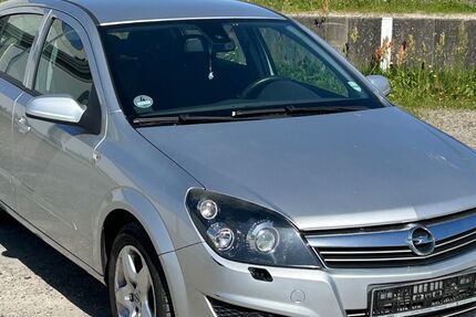 Opel Astra 74.000 km 3.999 &euro; Flensburg 24941