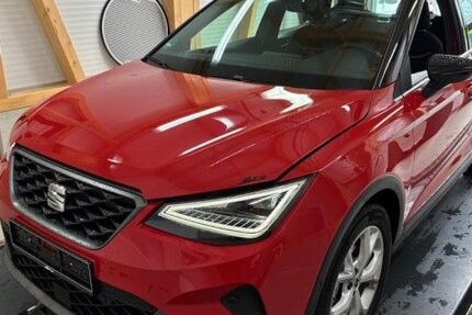 Seat Arona 9.874 km 21.300 &euro; Lauterbach 36341