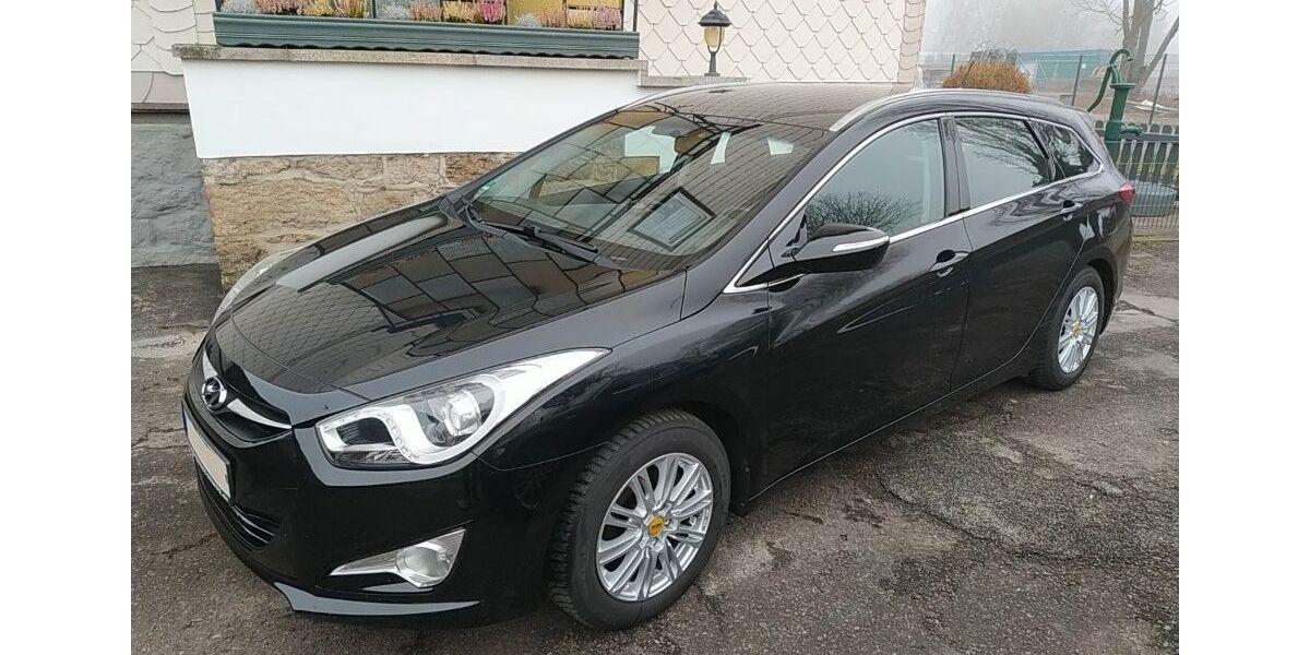 Hyundai i40 131.900 km 7.300 &euro; Ilsenburg 38871