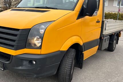 VW Crafter 207.456 km 9.950 € München 81245