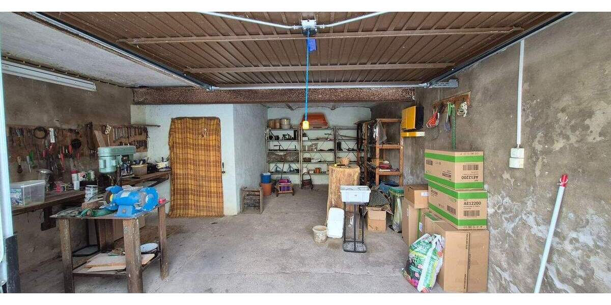 Viel Platz für Ihre Ideen - 2 Häuser * Bürohaus * Ladengeschäft * Wirtschaftsgebäude * 4 Garagen * Wald uvm. - Mehrfamilienhaus, Wohnhaus Arendsee (Altmark) Fleetmark | Angebot:25536497