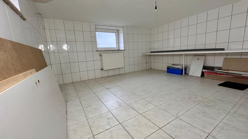Bauernhaus, Landhaus Wolfhagen - 6.5 Zimmer, 200 m&sup2;, 229.000&euro; | Angebot:26379919