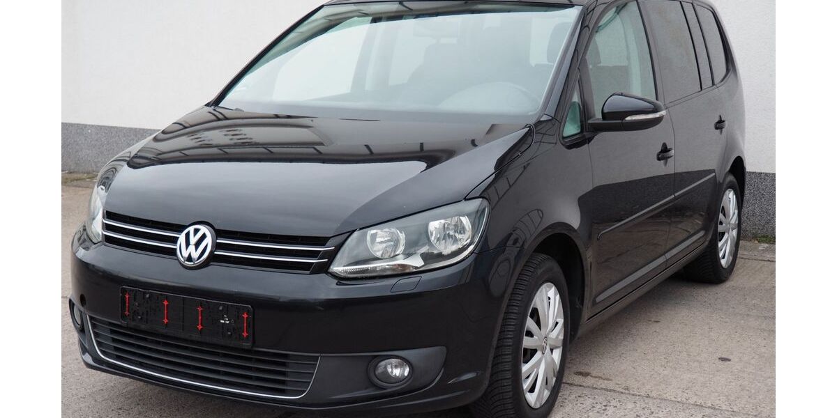 VW Touran 156.547 km 7.790 &euro; Magdeburg 39128