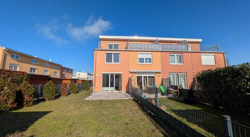 Reihenhaus Berlin Spandau - 4.5 Zimmer, 120 m&sup2;, 680.000&euro; | Angebot:26822573