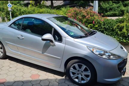 Peugeot 207 104.000 km 2.600 &euro; Freren 49832