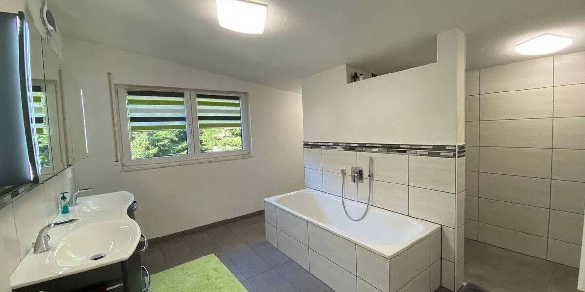 Modernes Einfamilienhaus mit Wohlfühlcharakter in Degerfelden 6 zimmer