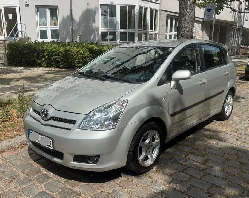 Corolla Verso