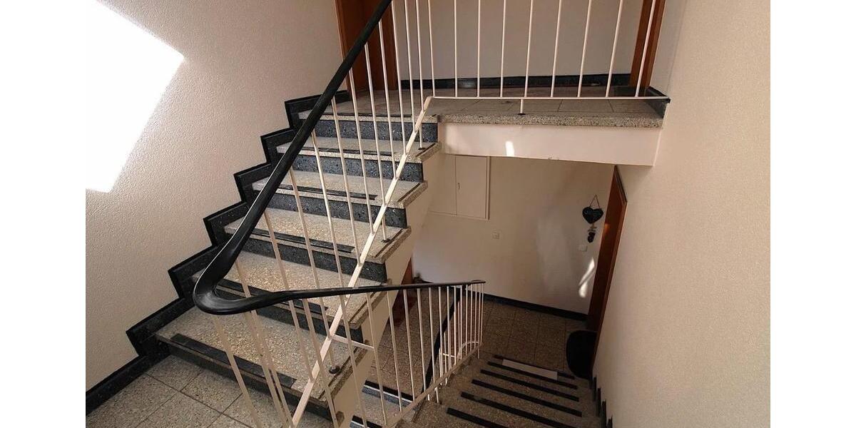 Dachgeschoßwohnung Essen Stadtbezirk IV - 2 Zimmer, 60 m&sup2;, 112.000&euro; | Angebot:25239626